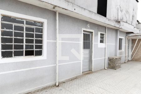 Casa à venda com 125m², 3 quartos e 2 vagas Casa à venda com 125m², 3 quartos e 2 vagasQuintal