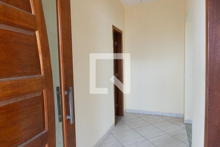 Entrada de casa para alugar com 3 quartos, 180m² em Vila Panama, Contagem