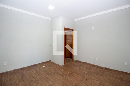 Sala ou Quarto de casa para alugar com 2 quartos, 150m² em Jardim do Trevo (nova Veneza), Sumaré