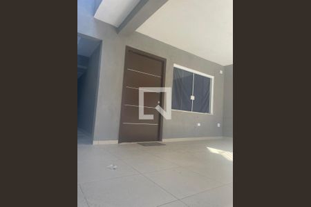 Garagem de casa para alugar com 2 quartos, 124m² em Jardim Soraia, São Paulo