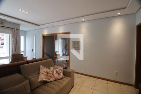 Sala de TV de casa à venda com 3 quartos, 245m² em Centro, Canoas