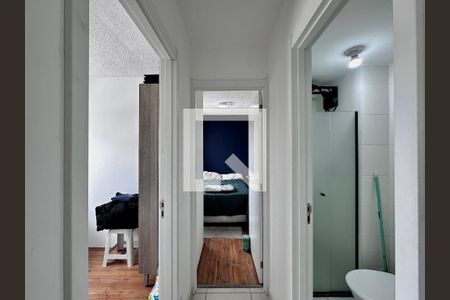 Corredor Quartos de apartamento para alugar com 2 quartos, 36m² em Vila Socorro, São Paulo