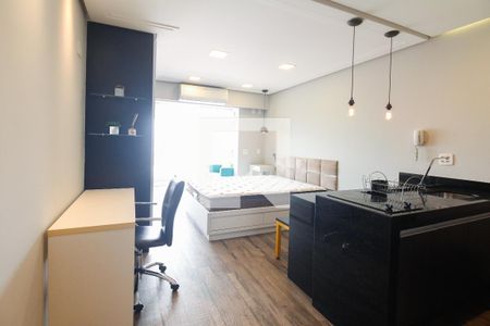 Studio - Sala e Quarto  de kitnet/studio para alugar com 1 quarto, 35m² em Vila Gomes Cardim, São Paulo