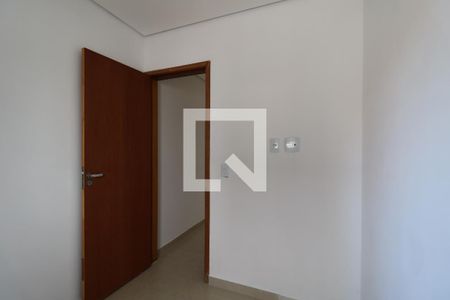 Quarto de apartamento à venda com 2 quartos, 84m² em Vila Curuçá, Santo André