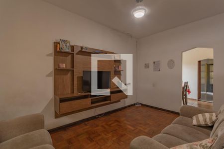 Sala de casa à venda com 3 quartos, 374m² em Rio Branco, Belo Horizonte