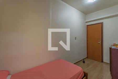 Quarto 2 de casa à venda com 3 quartos, 374m² em Rio Branco, Belo Horizonte