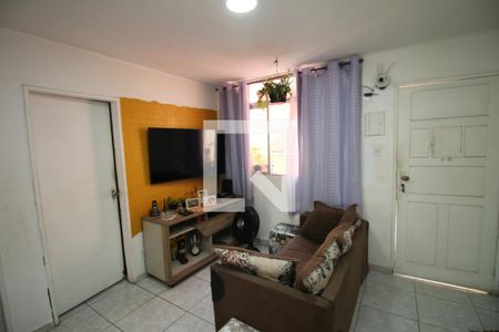 Sala de apartamento à venda com 2 quartos, 40m² em Brás de Pina, Rio de Janeiro