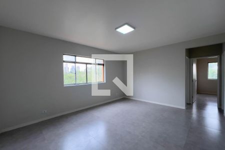 Sala de apartamento à venda com 2 quartos, 84m² em Vila Firmiano Pinto, São Paulo