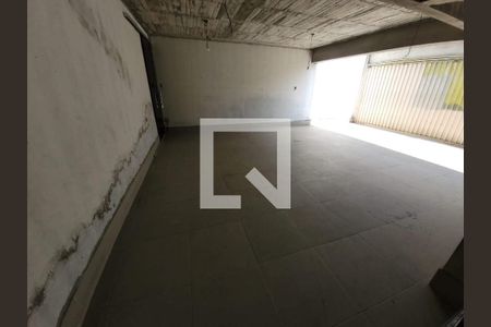 Área Externa de casa à venda com 3 quartos, 250m² em Tropical, Contagem