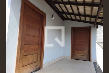 Área Externa de casa à venda com 3 quartos, 250m² em Tropical, Contagem