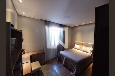 Quarto de casa à venda com 3 quartos, 250m² em Tropical, Contagem