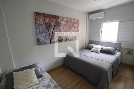 Quarto 2 de apartamento para alugar com 2 quartos, 60m² em Setor Bueno, Goiânia