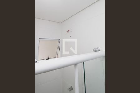 Banheiro de apartamento para alugar com 1 quarto, 25m² em Vila Constança, São Paulo