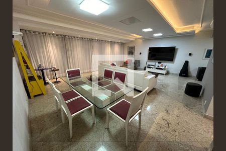 Apartamento para alugar com 355m², 4 quartos e 3 vagasSala