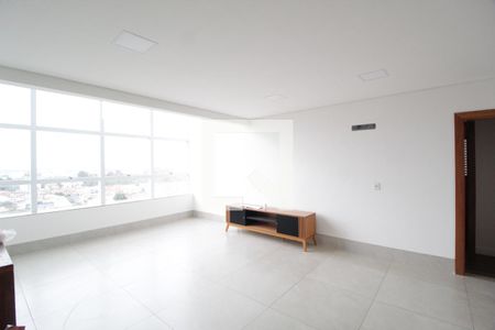 Sala de apartamento para alugar com 4 quartos, 150m² em Jardim das Palmeiras, Uberlândia