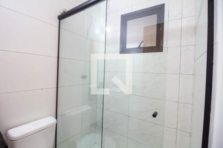 Banheiro de apartamento para alugar com 1 quarto, 30m² em Presidente Altino, Osasco