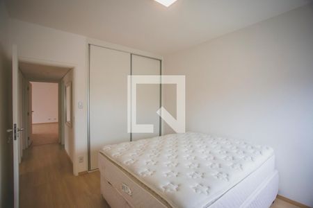 Suíte de apartamento à venda com 3 quartos, 118m² em Vila Clementino, São Paulo