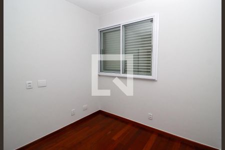 Quarto 1 de apartamento para alugar com 3 quartos, 86m² em Funcionários, Belo Horizonte