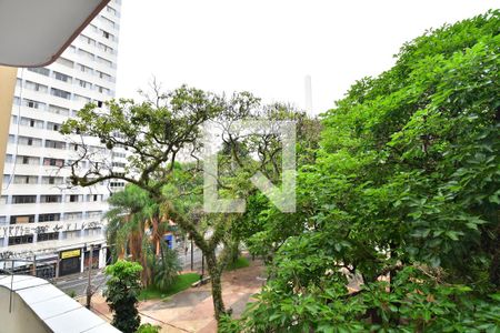 Sala - Vista de apartamento à venda com 2 quartos, 103m² em Centro, Campinas