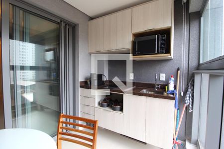 Cozinha de kitnet/studio à venda com 1 quarto, 31m² em Indianópolis, São Paulo