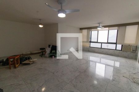 Apartamento à venda com 170m², 4 quartos e 2 vagasSala