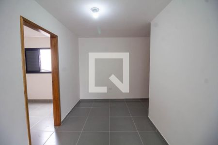 Sala de apartamento para alugar com 2 quartos, 40m² em Presidente Altino, Osasco