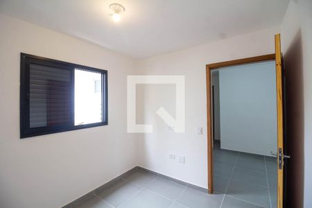 Quarto de apartamento para alugar com 2 quartos, 40m² em Presidente Altino, Osasco