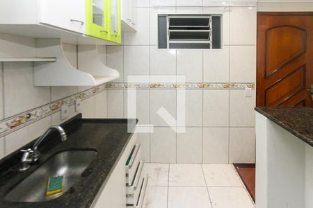 Cozinha de apartamento para alugar com 2 quartos, 41m² em Jardim Santa Terezinha (zona Leste), São Paulo