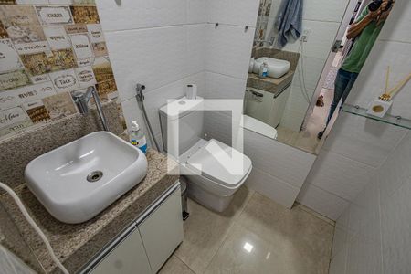 Lavabo de apartamento para alugar com 3 quartos, 242m² em Planalto, Belo Horizonte