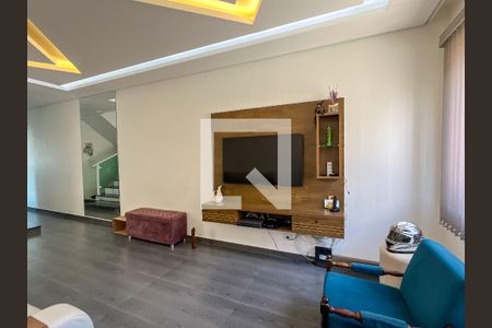 Sala de casa à venda com 4 quartos, 359m² em Vila Palmeiras, São Paulo