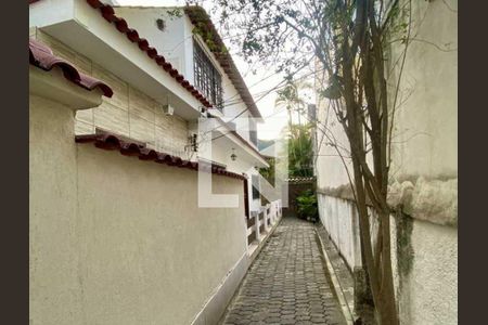 Casa à venda com 2 quartos, 60m² em Grajaú, Rio de Janeiro