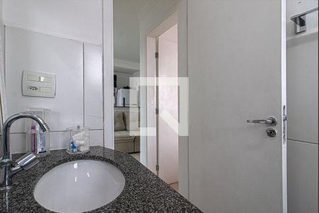 Banheiro  de apartamento para alugar com 2 quartos, 48m² em Vila Moraes, São Paulo