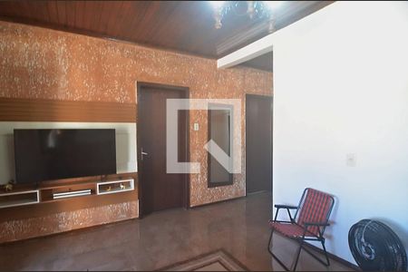 Sala de casa à venda com 3 quartos, 160m² em Harmonia, Canoas