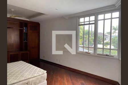 Casa à venda com 4 quartos, 570m² em Barra da Tijuca, Rio de Janeiro