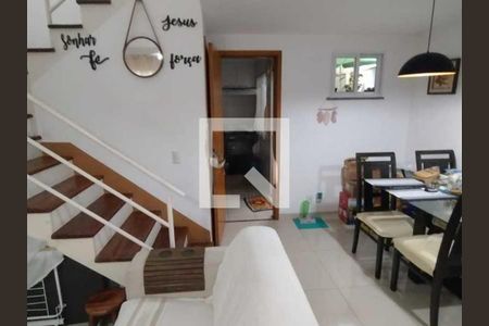 Casa à venda com 3 quartos, 72m² em Tanque, Rio de Janeiro