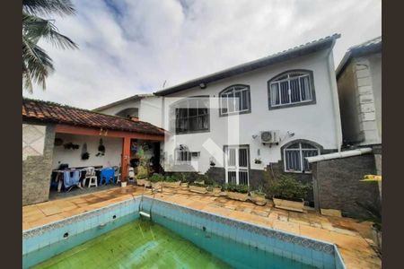 Casa à venda com 4 quartos, 321m² em Taquara, Rio de Janeiro