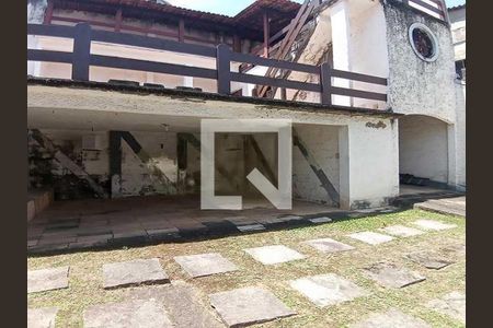 Casa à venda com 5 quartos, 328m² em Taquara, Rio de Janeiro