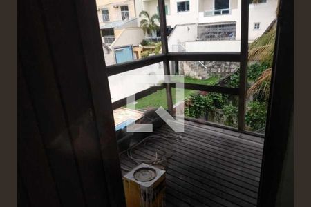 Casa de condomínio à venda com 193m², 3 quartos e 2 vagas