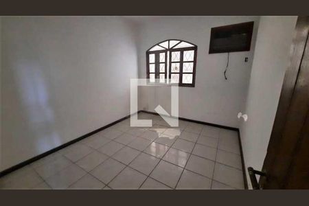 Casa à venda com 4 quartos, 365m² em Curicica, Rio de Janeiro