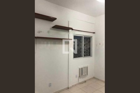 Casa à venda com 2 quartos, 63m² em Curicica, Rio de Janeiro