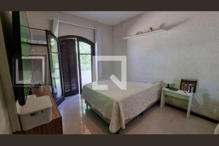 Casa à venda com 4 quartos, 77m² em Jacarepaguá, Rio de Janeiro