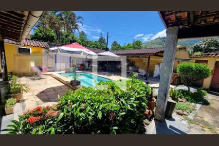 Casa à venda com 4 quartos, 77m² em Jacarepaguá, Rio de Janeiro