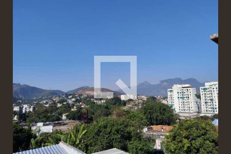 Casa à venda com 3 quartos, 153m² em Tanque, Rio de Janeiro