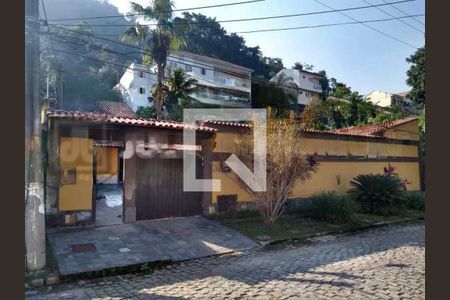 Casa à venda com 4 quartos, 312m² em Taquara, Rio de Janeiro