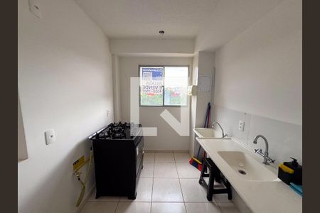 Sala / Cozinha de apartamento para alugar com 2 quartos, 50m² em Milionários, Belo Horizonte