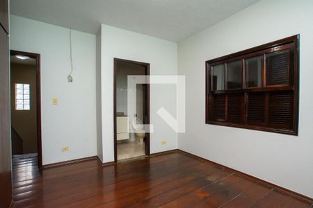 Suíte de casa para alugar com 4 quartos, 150m² em Vila Galvão, Guarulhos