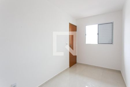 Quarto 1 de apartamento para alugar com 2 quartos, 40m² em Vila Carrão, São Paulo