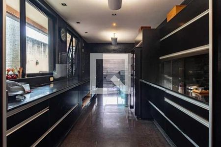 Casa à venda com 567m², 3 quartos e 3 vagas