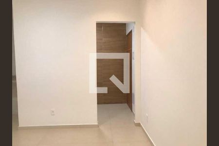 Apartamento à venda com 1 quarto, 25m² em Catete, Rio de Janeiro