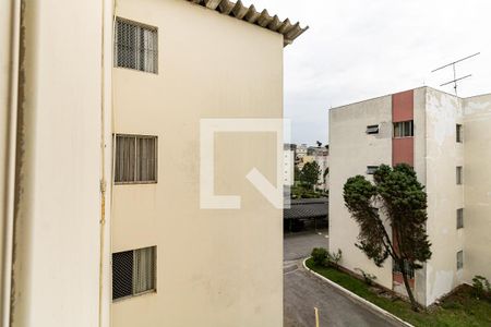 Sala - Vista de apartamento à venda com 2 quartos, 42m² em Vila Liviero, São Paulo